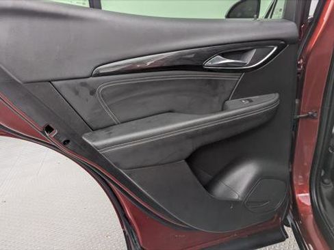 Used 2023 Buick Envision Essence FWD image 16