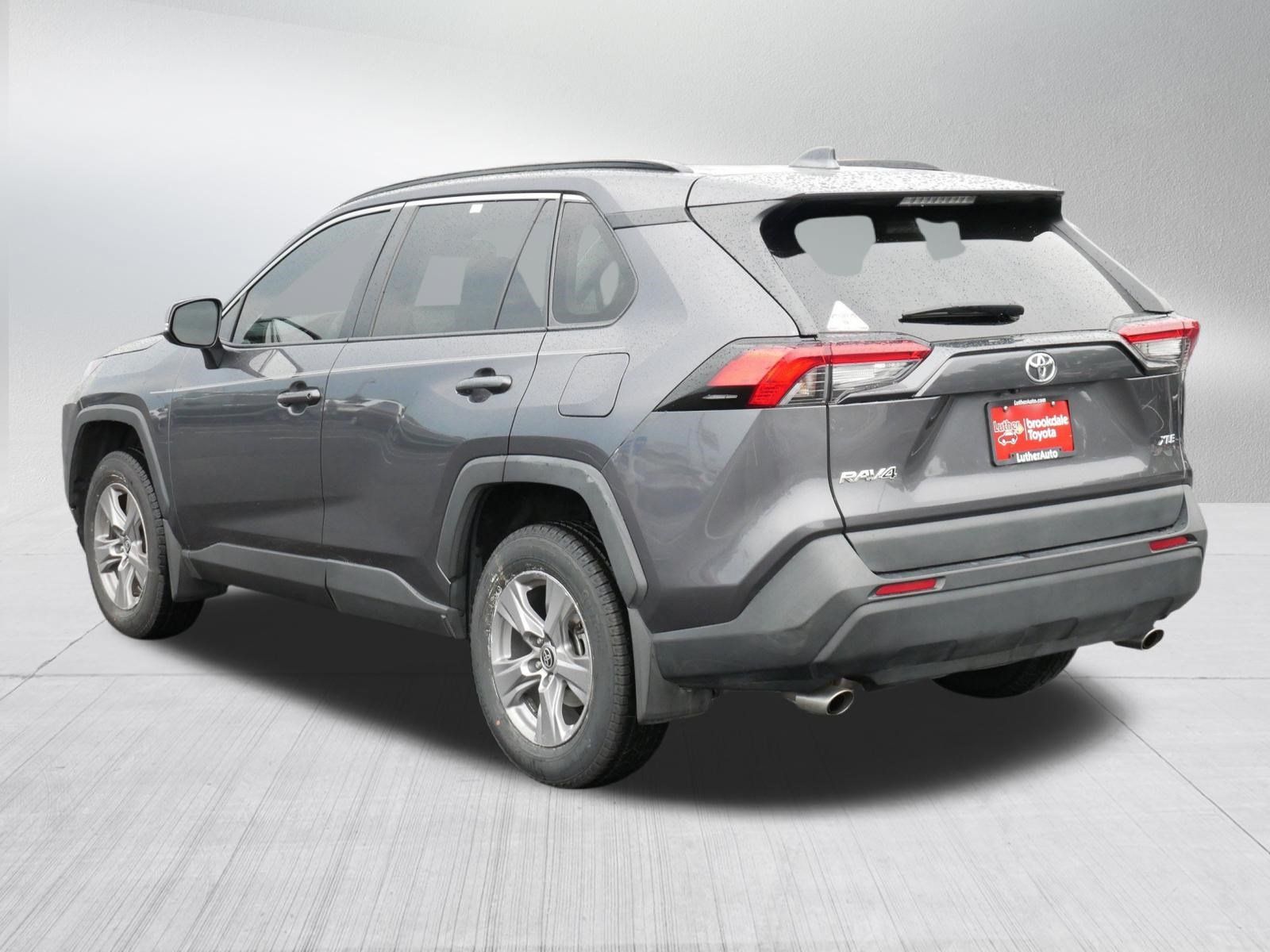 Certified 2024 Toyota RAV4 XLE w/ Convenience Package FWD image 5