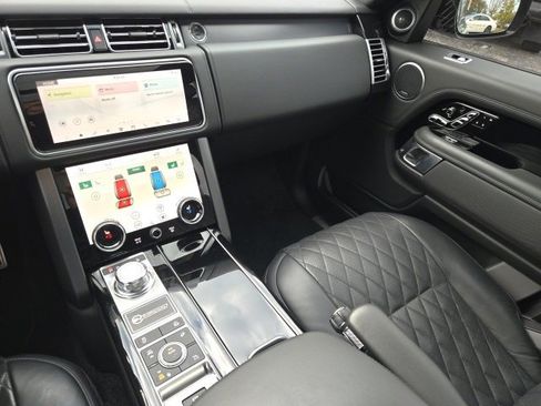 Used 2021 Land Rover Range Rover SV Autobiography Dynamic image 16