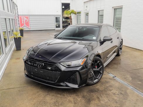 Used 2025 Audi RS 7 Performance image 3