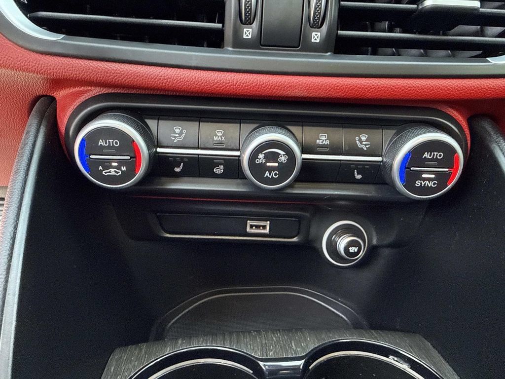 Used 2021 Alfa Romeo Giulia Ti w/ Active Assist 2 Package TI RWD image 29