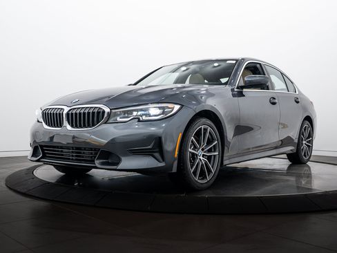 Used 2020 BMW 330i xDrive Sedan AWD/4WD image 7