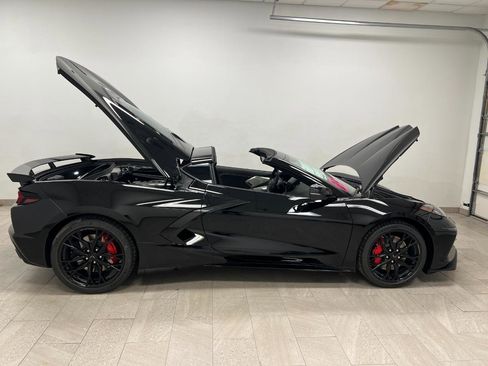 New 2026 Chevrolet Corvette Stingray Premium Cpe w/ Z51 Performance Package RWD image 21
