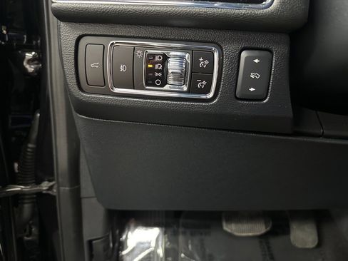 Used 2023 Lincoln Navigator L Reserve image 36