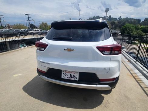 Used 2025 Chevrolet TrailBlazer LT FWD image 5