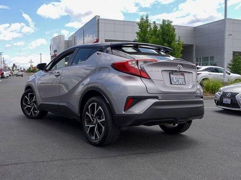 Certified 2019 Toyota C-HR XLE FWD image 7