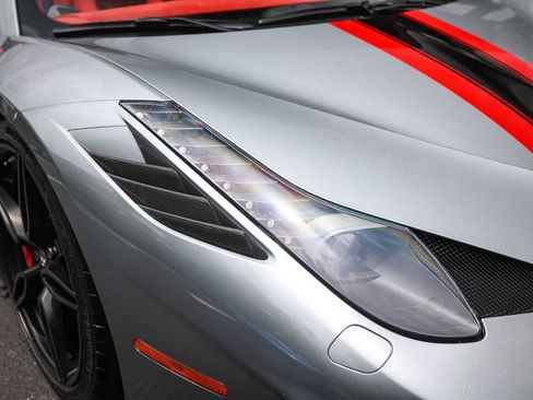 Used 2015 Ferrari 458 Speciale A RWD image 15
