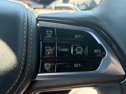 Used 2024 Jeep Grand Cherokee L Summit w/ Advanced Protech Group IV AWD/4WD image 26