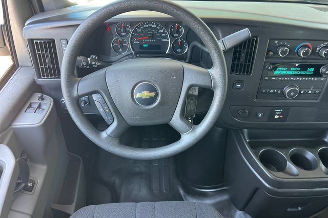 Used 2025 Chevrolet Express 2500 w/ Driver Convenience Package RWD image 15