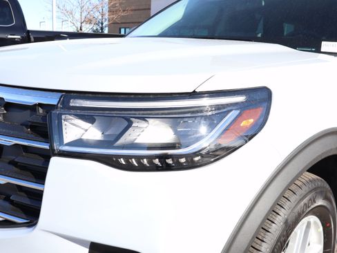 New 2026 Ford Explorer Active image 14