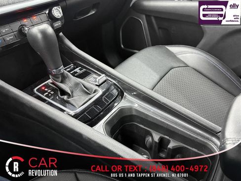 Used 2024 Jeep Compass Latitude AWD/4WD image 23