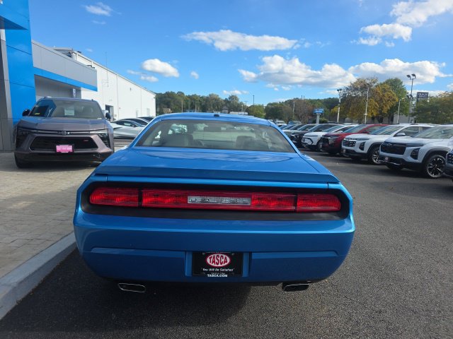Used 2009 Dodge Challenger R/T RWD image 3