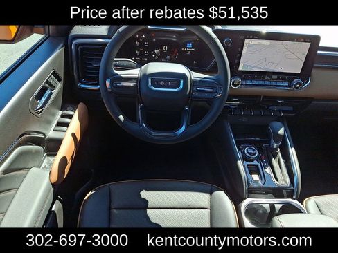 New 2026 GMC Canyon AT4 w/ Technology Plus Package AWD/4WD image 10