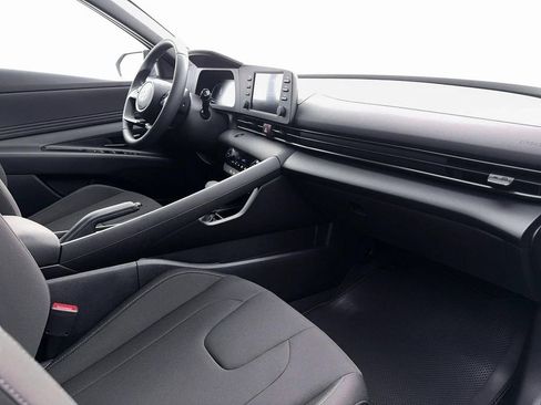 New 2026 Hyundai Elantra Sport FWD image 15