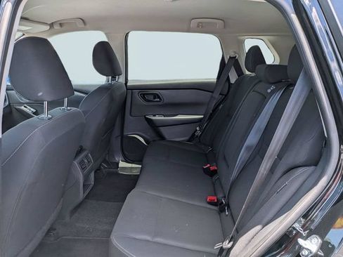 Used 2024 Nissan Rogue S FWD image 13