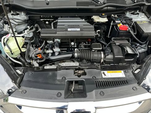 Used 2017 Honda CR-V Touring image 10