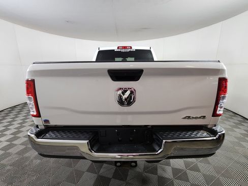 Used 2024 RAM 2500 Tradesman w/ Chrome Appearance Group AWD/4WD image 6