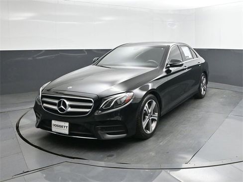 Certified 2020 Mercedes-Benz E 350 Sedan image 30