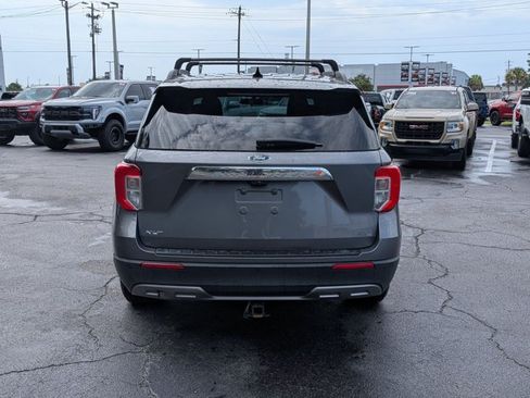 Used 2022 Ford Explorer XLT w/ Equipment Group 202A RWD image 7