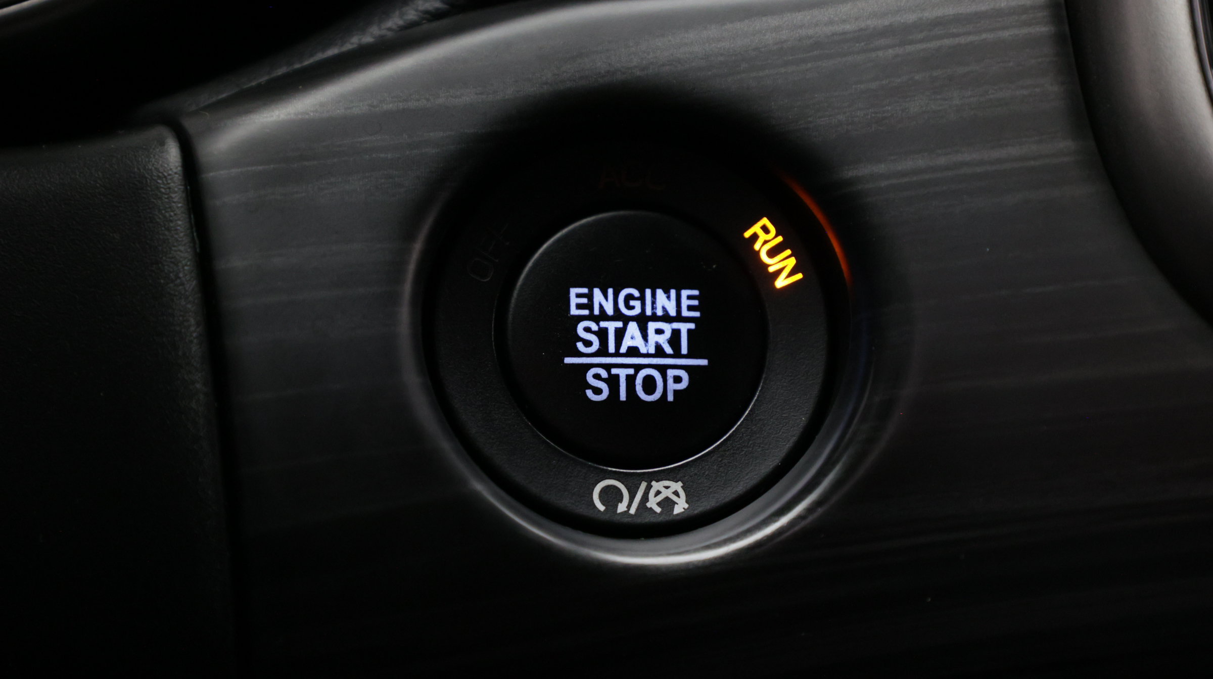 Used 2019 Jeep Grand Cherokee Laredo RWD image 30