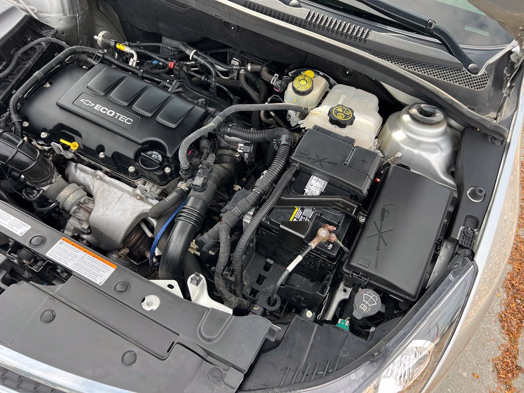Used 2013 Chevrolet Cruze LT FWD image 38