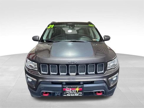 Used 2021 Jeep Compass Trailhawk AWD/4WD image 2