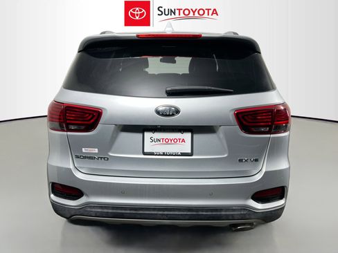 Used 2019 Kia Sorento EX AWD/4WD image 5