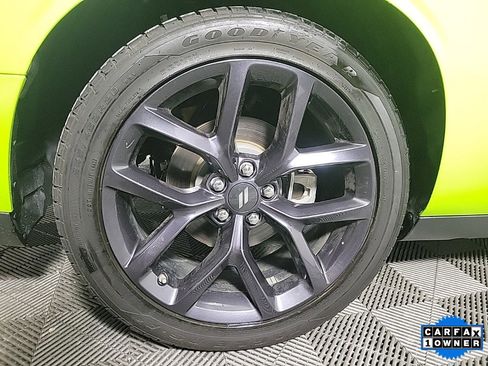 Used 2023 Dodge Challenger R/T w/ Blacktop Package image 9