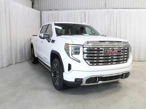 Used 2024 GMC Sierra 1500 Denali AWD/4WD image 38