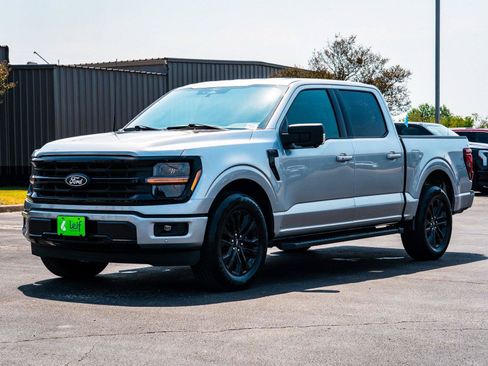 Used 2025 Ford F150 XLT w/ Equipment Group 302A MID RWD image 7