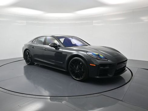 Certified 2026 Porsche Panamera Turbo S AWD/4WD image 32