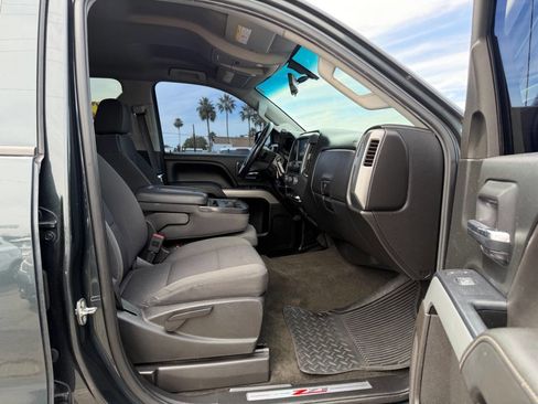 Used 2018 Chevrolet Silverado 2500 LT w/ LT Convenience Package AWD/4WD image 27