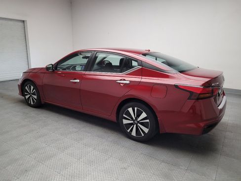 Used 2022 Nissan Altima 2.5 SV FWD image 3