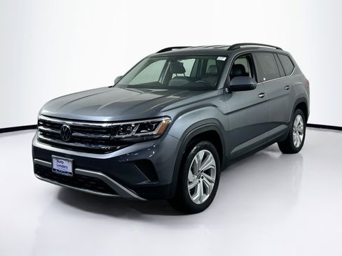 Used 2023 Volkswagen Atlas SE image 1
