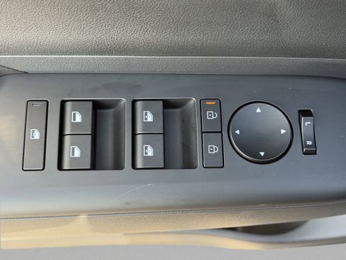 Used 2026 Hyundai Kona SEL Sport FWD image 23