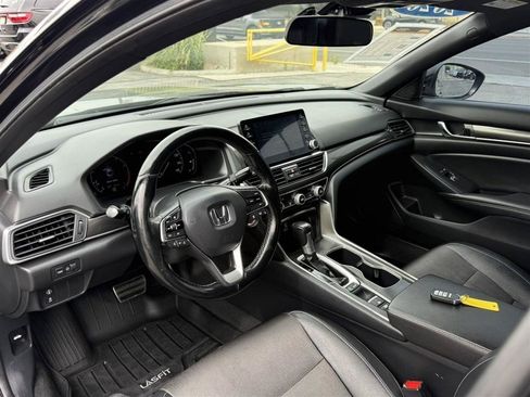 Used 2020 Honda Accord Sport image 11