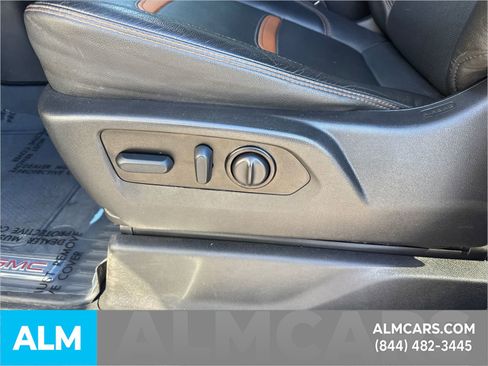 Used 2022 GMC Sierra 2500 AT4 w/ Gooseneck/5TH Wheel Package image 12