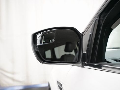 Used 2019 Ford Escape SEL image 26