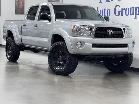 Used 2011 Toyota Tacoma 4x4 Double Cab w/ SR5 Pkg #2 w/JBL Audio image 1