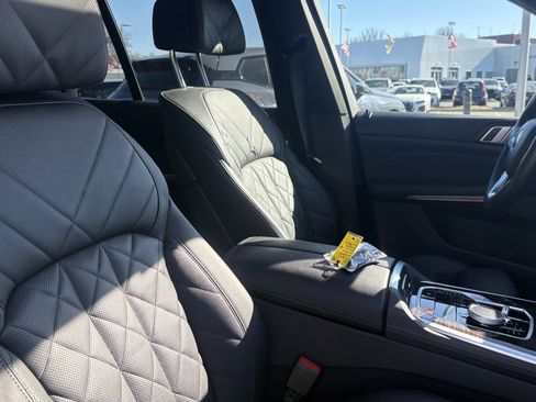 Used 2024 BMW X5 xDrive40i image 32