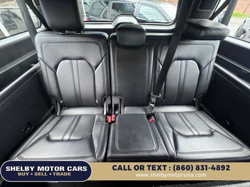 Used 2019 Ford Expedition Max Limited image 18