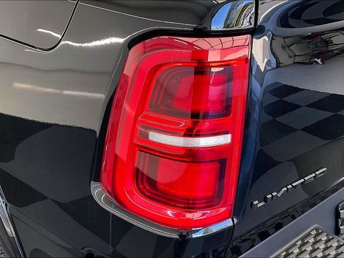 New 2026 RAM 1500 Limited AWD/4WD image 16