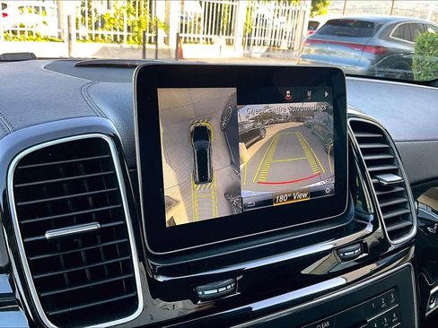 Used 2018 Mercedes-Benz GLS 550 4MATIC image 26