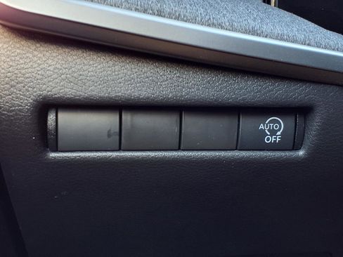 New 2026 Nissan Kicks S image 22