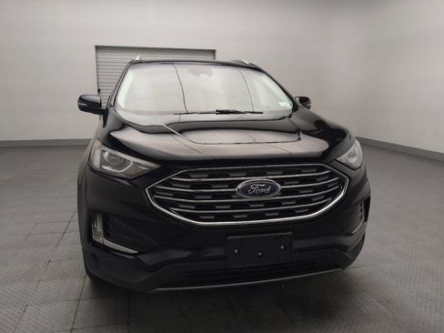 Used 2019 Ford Edge Titanium FWD image 14