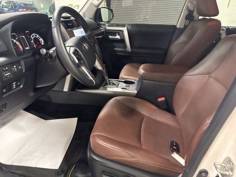 Used 2023 Toyota 4Runner Limited AWD/4WD image 13