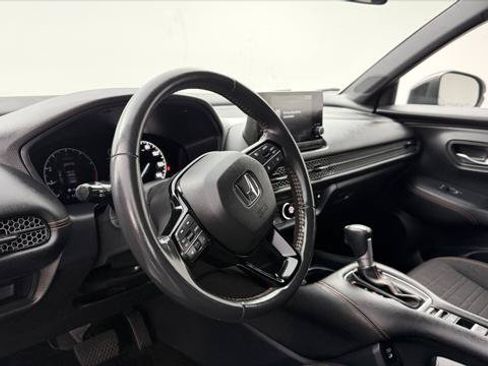 Used 2025 Honda HR-V Sport image 24