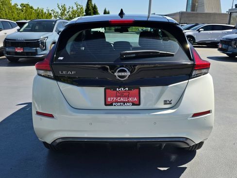 Used 2025 Nissan Leaf SV Plus FWD image 4