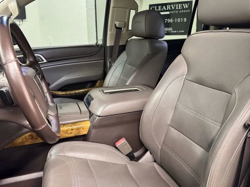 Used 2017 GMC Yukon XL Denali w/ Open Road Package image 12