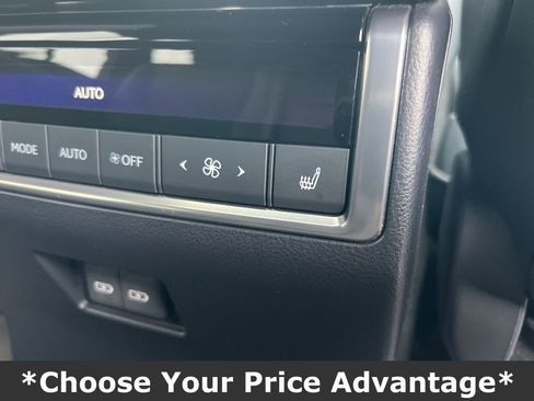 Used 2024 Lexus GX 550 w/ Accessory Package (Z1) image 29